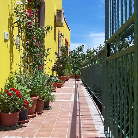 Couette-café Le Terrazze Isola Di S. Antioco SantʼAntìoco