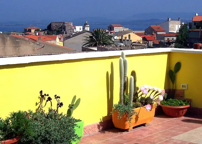 فندق مبيت وإفطار Le Terrazze Isola Di S. Antioco SantʼAntìoco