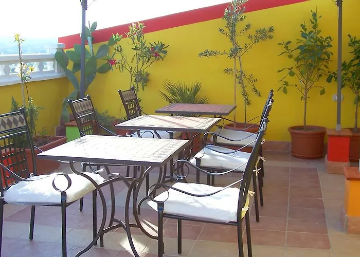 فندق مبيت وإفطار Le Terrazze Isola Di S. Antioco 3*